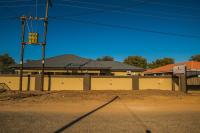 PeaconWood Boutique Villa - B&B Palapye