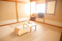 Chambre Économique de Style Japonais avec Salle de Bains Commune