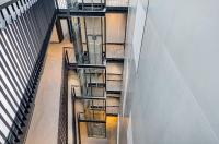 HaPPy Inn Emporia, Self chek-in, Parking in the underground garage - Chambres d'hôtes Vilnius
