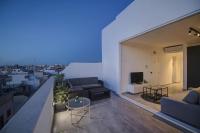 The Helen Penthouse - Bed and Breakfast Sliema