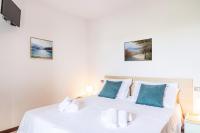 Apartamento de 1 dormitorio con balcón