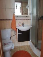Dreibettzimmer mit eigenem Bad