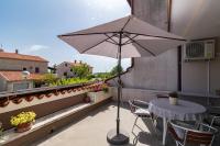 Appartamento con 2 Camere da Letto e Terrazza 