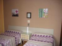 Tweepersoonskamer met 2 Aparte Bedden