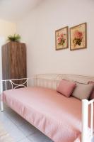 Studio (2 Adults + 1 Child)