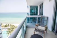 Suite con 1 Camera da Letto, Balcone e Vista Oceano Parziale - 03