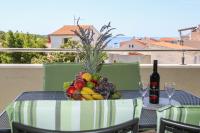 Apartments Paradise Hvar - Bed and Breakfast