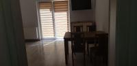Studio mit Balkon