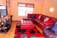 B&B East Riverdale - Gorgeous & Elegant 3Bedrooms 2Full-bath Upper Level of a single home - Bed and Breakfast East Riverdale