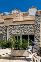 Villa "Amber" luxury apartments with a Pool - B&B