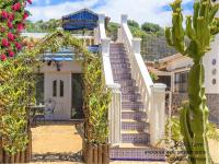 Studio with Mountain View