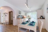 Praia Apartments - 200m do Plaży Orłowo - Parking - Apartament Laguna - B&B Gdynia