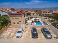 Villa Karmen - Poolhouse - Ferienwohnung Vir