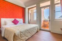 Double Room with Balcony and Mountain View
