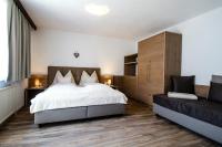 Apartment mit Terrasse