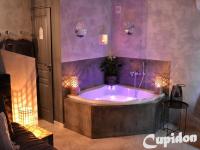 Double Room with Spa Bath