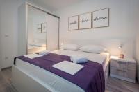 Apartmani Spiline - Mia - Chambres d’hôtes