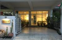 Pingplalee Female House - B&B Bangkok