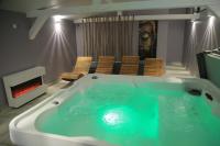 H49 Apartman Wellness & Spa - Adults only - B&B Sovata