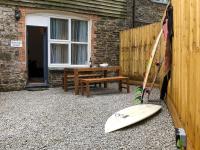 THE OLD RECTORY SOUTHCOTT APARTMENT Long Term Monthly let Availability Large parking area ok for workmen Jacobstow Nr Bude - B&B Jacobstow