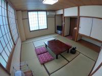 Japanese-Style Quadruple Room