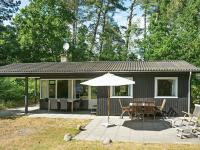 B&B Vester Sømarken - 4 person holiday home in Aakirkeby - Bed and Breakfast Vester Sømarken