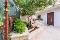 Appartamento con 3 Camere da Letto e Vista Mare