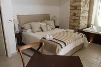 Deluxe Suite with Spa Bath
