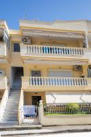 Peris apartment - B&B Néa Péramos