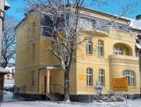 Pensjonat - Restauracja Żółty Domek - B&B