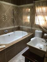 Le Cozmo Guesthouse - Ferienwohnung Johannesburg