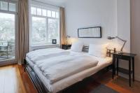Apartment mit Balkon