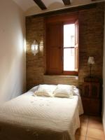 One-Bedroom Apartment (3 Adults)