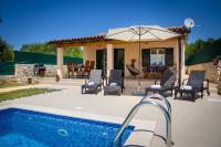 B&B Rovigno - House Jozefina with pool - Bed and Breakfast Rovigno