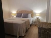 Appartamento con 2 Camere da Letto e Balcone