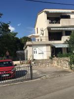 App 2  Apartment with Terrace, Balcony and Sea View