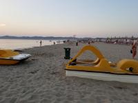 Beach Garden Home, Lalzi Bay - B&B Durazzo