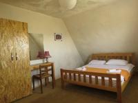 Chambre Lit Queen-Size avec Balcon