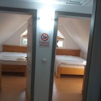 Doppel-/Zweibettzimmer mit Gemeinschaftsbad