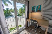 Premier Bay View with One King Bed and Juliet Balcony