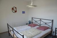 Habitación Doble con baño compartido (9, 10) - 1 o 2 camas