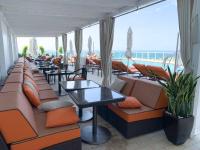 Ocean View Balcony steps from Restaurants, Peacock Park & Marina - B&B Miami