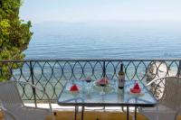 T8 APARTMENT ON THE BEACH - B&B Benitses