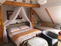 Vierbettzimmer mit Gemeinschaftsbad