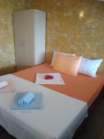 Studio with Balcony and Sea View (4 Adults)