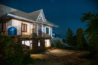 LivingStone Hillswood Orchard Stay - Bed and Breakfast