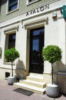 Avalon Rooms - B&B