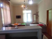 Estudio con sofá cama