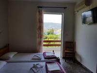 One-Bedroom Apartment (4 Adults)