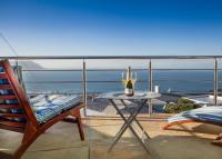 Deluxe Double Room with Side Sea View